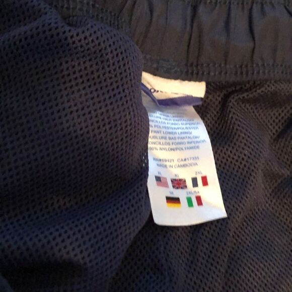 Reebok size XL lined jogging pants like new - Picture 2 of 3